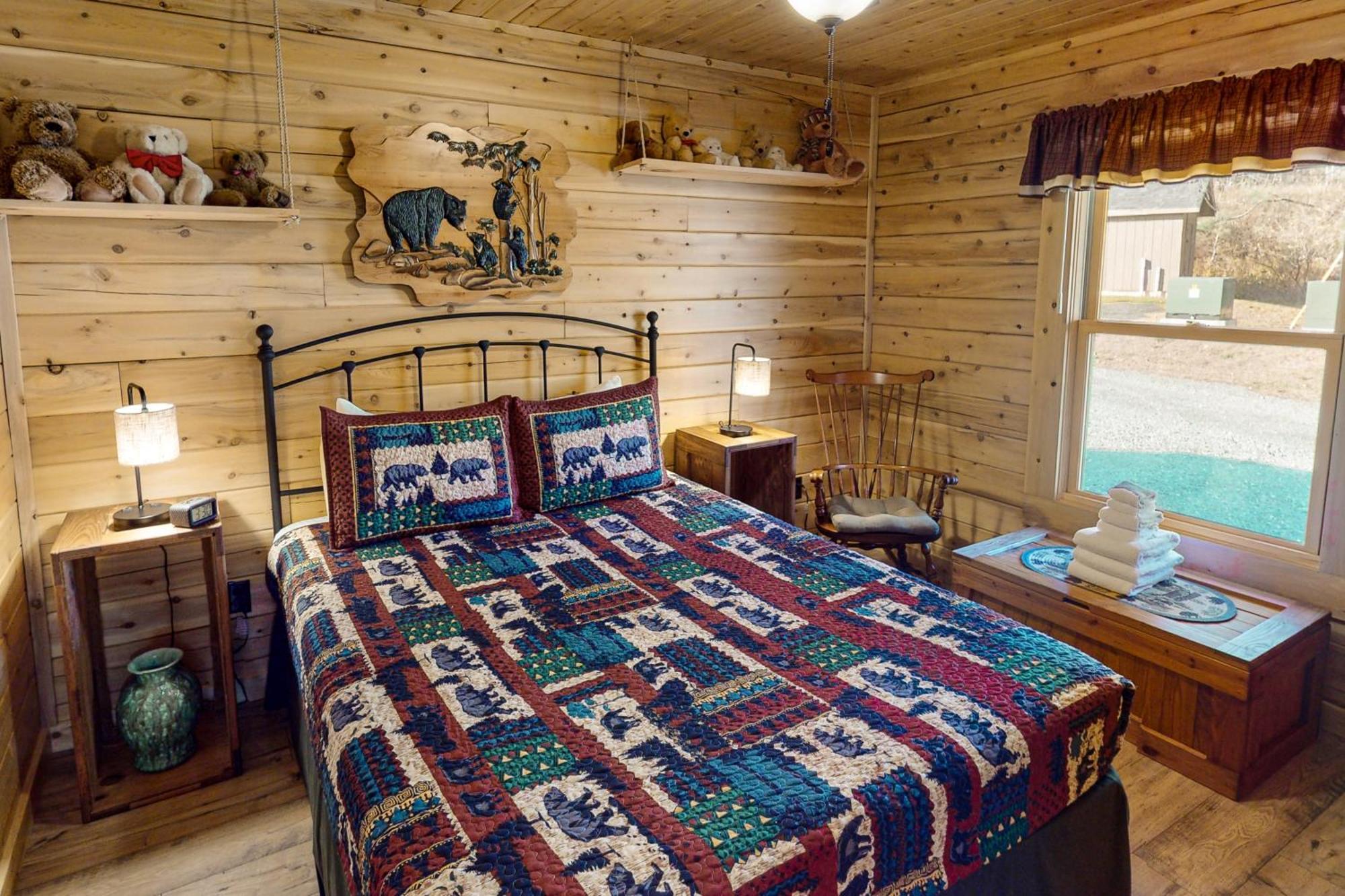 Blackbear Log Cabin Morrisville Extérieur photo