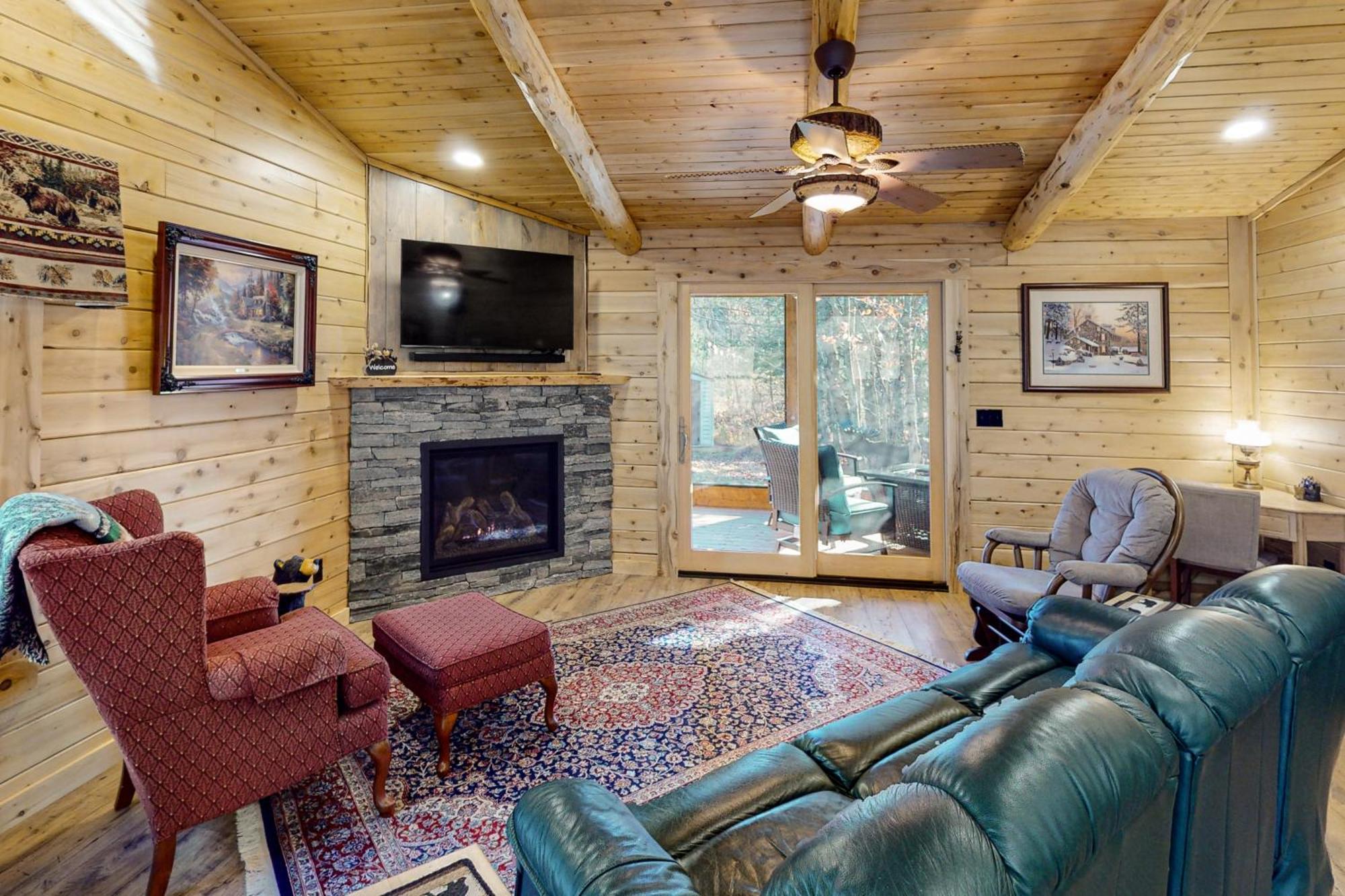 Blackbear Log Cabin Morrisville Extérieur photo